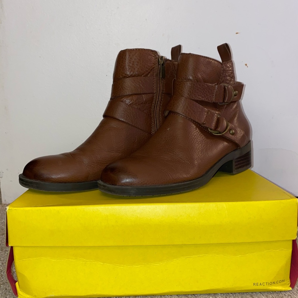 Leather boots
